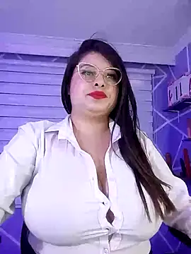 Snapshot of MiiaaJoness chatting on March 6, 2025, 6:05 pm MiiaaJoness online show from March 6, 2025, 6:05 pm