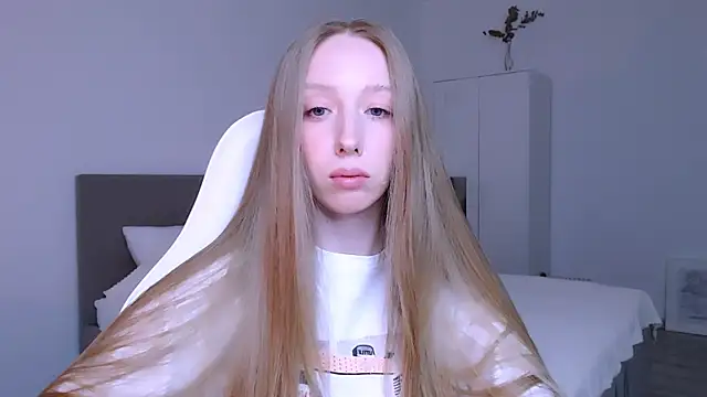 Luna insniity online show from December 16, 2025, 9:08 pm