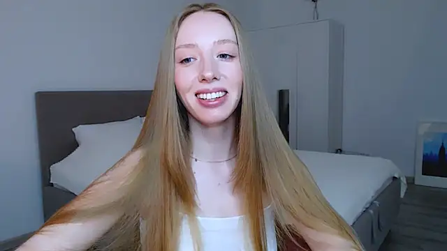 Luna insniity online show from March 1, 2025, 9:59 pm