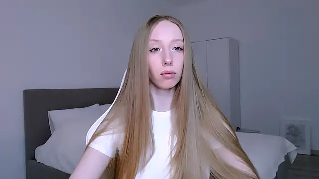 Luna insniity online show from February 17, 2026, 9:01 pm