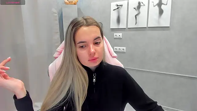 Donna Evans online show from March 8, 2026, 11:52 pm