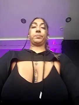 Hotasiansensation online show from November 12, 2025, 9:57 am