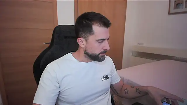 alex877x online show from October 23, 2025, 3:00 pm