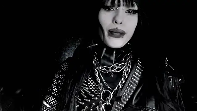 XXIOUX online show from April 9, 2026, 4:03 am