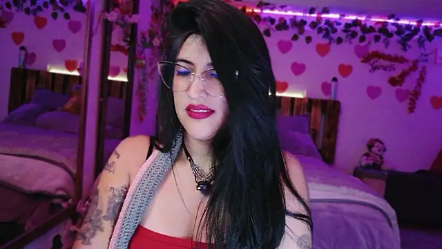 azahar  ziiz online show from March 4, 2026, 11:34 pm