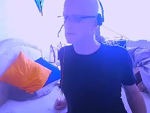 Snapshot of HornyRalfi55 chatting on February 4, 2025, 10:43 am HornyRalfi55 online show from February 4, 2025, 10:43 am