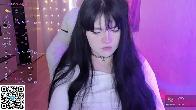 SelenaCute online show from March 4, 2026, 11:07 am