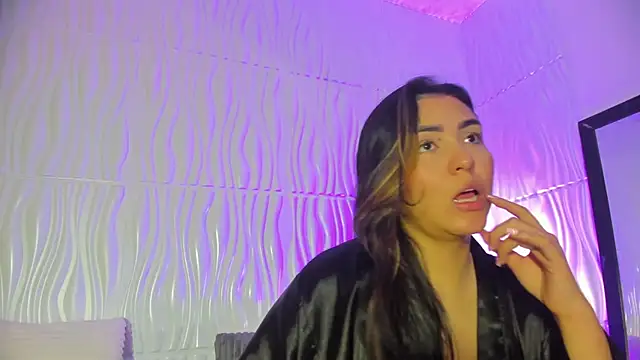 Snapshot of Abby__colins chatting on February 24, 2026, 8:10 pm Abby colins online show from February 24, 2026, 8:10 pm