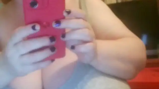 Nataliesbestjuggs online show from July 3, 2026, 8:37 pm