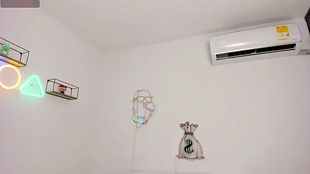 Snapshot of eileen_tanihara chatting on March 20, 2026, 11:44 am eileen tanihara online show from March 20, 2026, 11:44 am