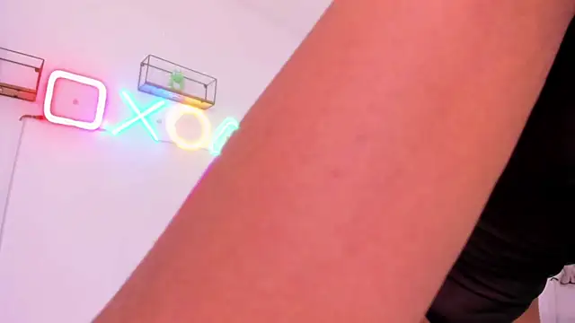 Snapshot of eileen_tanihara chatting on April 12, 2026, 12:41 pm eileen tanihara online show from April 12, 2026, 12:41 pm