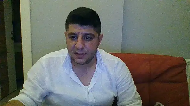 erkekkkadam online show from June 26, 2026, 10:37 pm