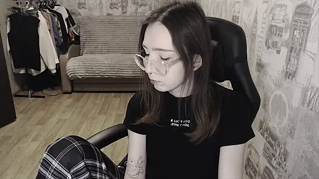 Snapshot of AmeliaKamishiro chatting on January 10, 2025, 4:30 pm AmeliaKamishiro online show from January 10, 2025, 4:30 pm