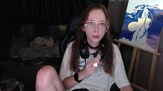 Snapshot of AmeliaKamishiro chatting on October 5, 2025, 10:11 pm AmeliaKamishiro online show from October 5, 2025, 10:11 pm