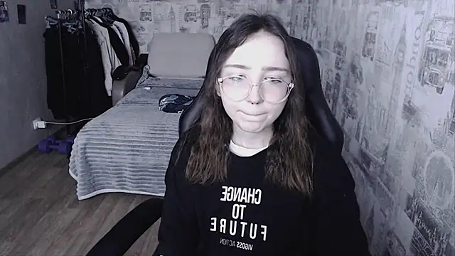 Snapshot of AmeliaKamishiro chatting on December 25, 2024, 7:46 am AmeliaKamishiro online show from December 25, 2024, 7:46 am