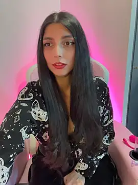 Felicia smok3 online show from May 5, 2026, 2:14 am