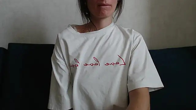 Snapshot of Jennna_Maya chatting on October 16, 2025, 8:11 am Jennna Maya online show from October 16, 2025, 8:11 am