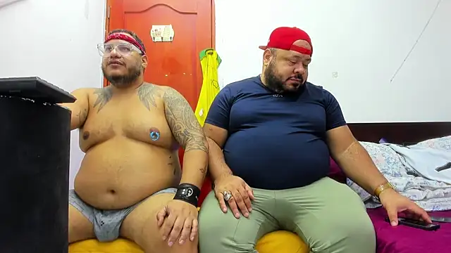 Latino bigcock online show from October 10, 2025, 10:54 pm