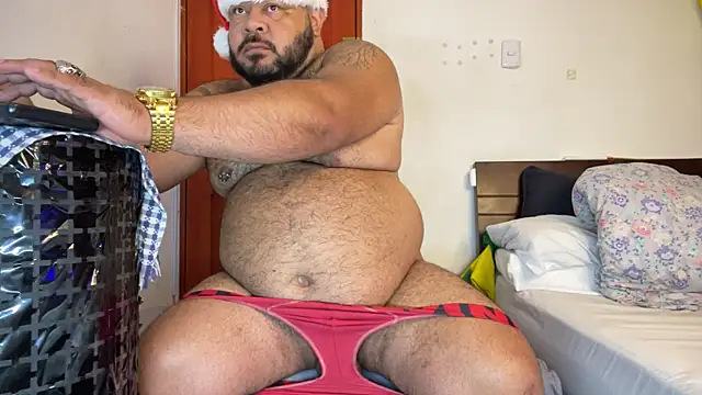 Latino bigcock online show from December 5, 2025, 5:00 pm