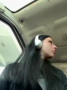 Snapshot of bestorbetter chatting on March 24, 2026, 9:04 pm bestorbetter online show from March 24, 2026, 9:04 pm