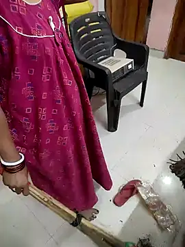 COUPLLE VILLAGE online show from March 12, 2025, 3:24 am