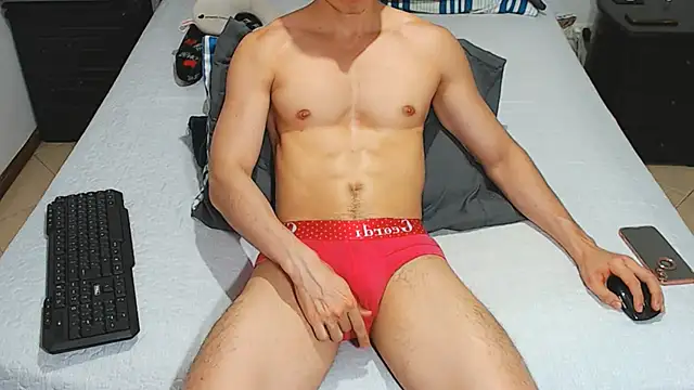 JahsHot online show from November 13, 2025, 7:18 pm