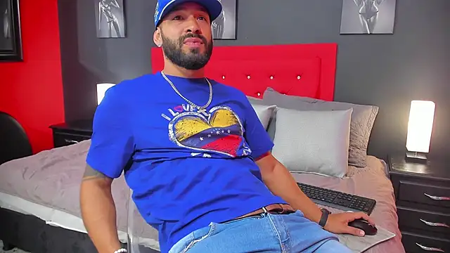 Thiagogomez online show from March 10, 2025, 12:38 pm