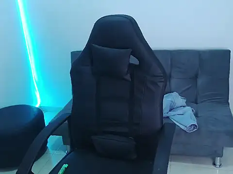 hot king20 online show from December 18, 2025, 4:28 am