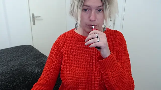 cumfun online show from October 26, 2025, 3:34 pm