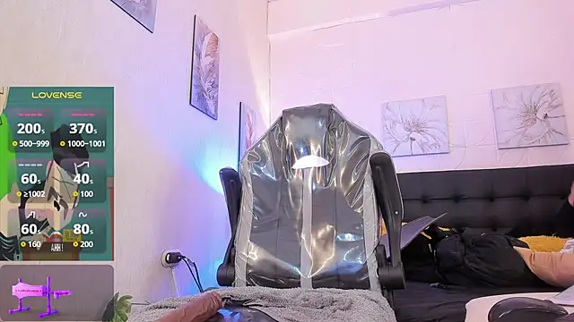 JUANDIAMONDS98 online show from December 14, 2025, 9:04 am