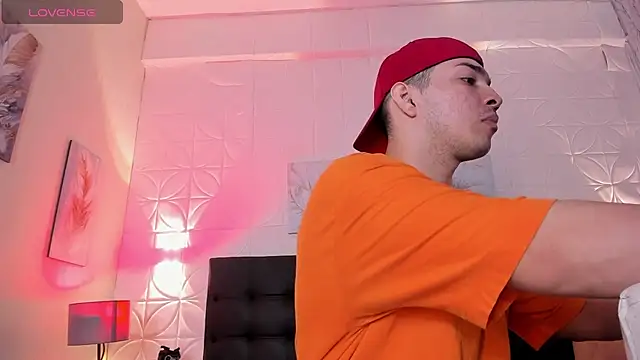 JUANDIAMONDS98 online show from October 27, 2025, 3:24 pm