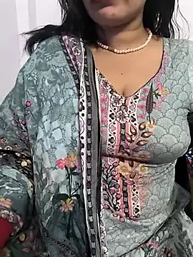 lovely zara online show from March 7, 2025, 6:33 pm