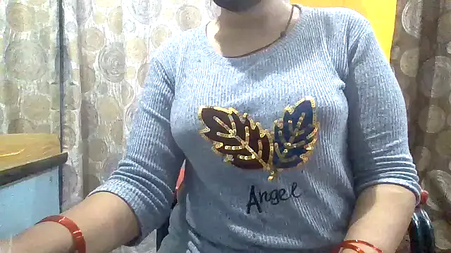 lovely zara online show from December 3, 2024, 11:51 am