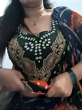 lovely zara online show from March 21, 2025, 8:18 pm