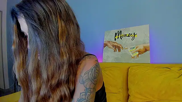 Patricia Cox online show from February 9, 2026, 7:01 pm