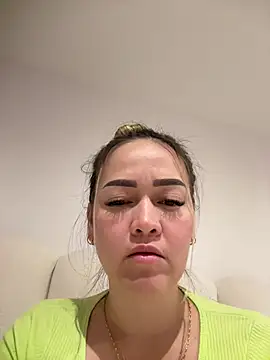 Danielavegax online show from July 13, 2026, 5:40 am