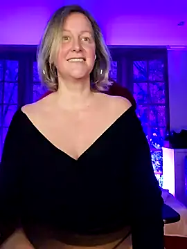 MarleneBloem online show from February 4, 2025, 5:01 pm