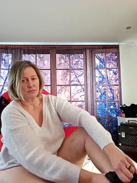 MarleneBloem online show from March 5, 2025, 1:17 pm