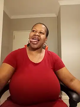 bustylisa1983 online show from September 20, 2025, 5:12 am