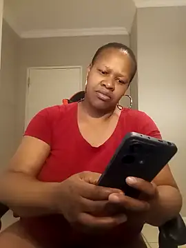 bustylisa1983 online show from September 21, 2025, 5:18 pm