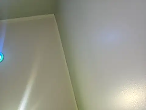 Travislovescum online show from June 5, 2026, 8:20 am