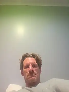 Travislovescum online show from June 8, 2026, 1:55 pm