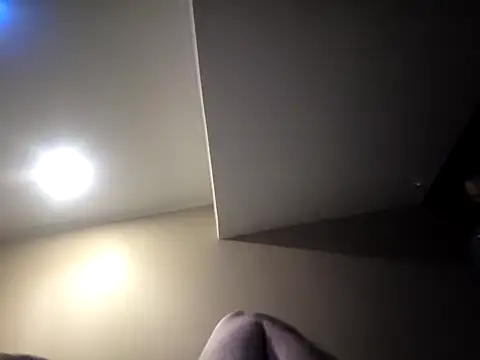 Travislovescum online show from October 21, 2025, 8:47 am