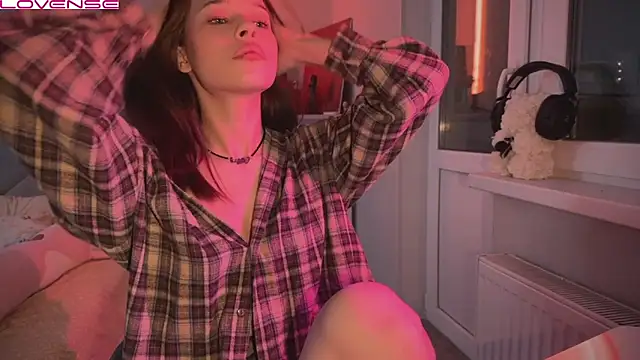 YourOblivion online show from February 4, 2025, 6:27 pm