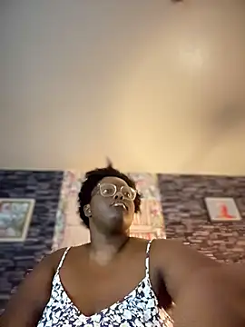 Snapshot of Yagurl__west chatting on November 15, 2025, 5:00 am Yagurl west online show from November 15, 2025, 5:00 am