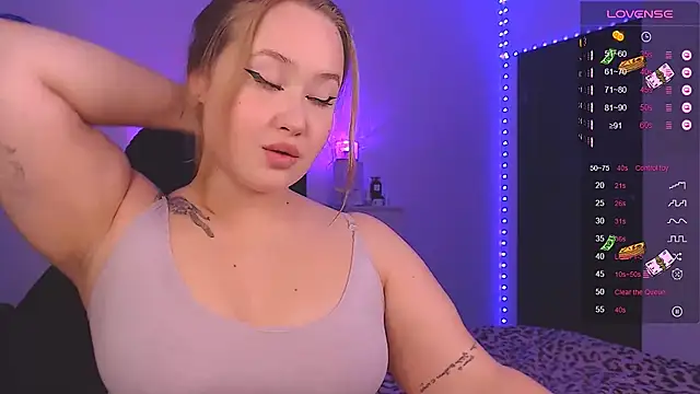 Peachy Lee online show from October 18, 2025, 3:25 pm