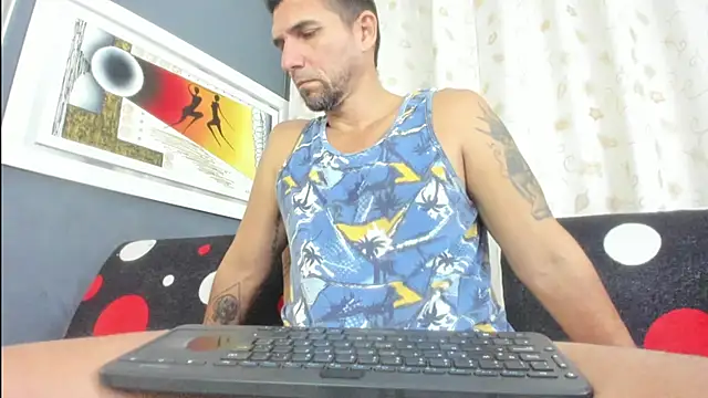 JULESLAKES online show from April 1, 2026, 1:41 pm