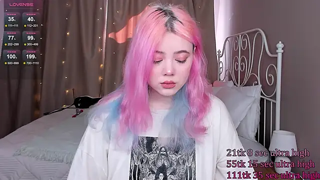 Snapshot of __KawaiiYuki__ chatting on March 22, 2025, 9:02 am KawaiiYuki online show from March 22, 2025, 9:02 am