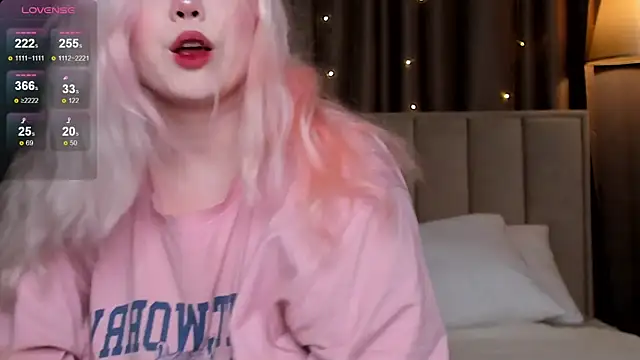 Snapshot of __KawaiiYuki__ chatting on January 24, 2025, 8:55 am KawaiiYuki online show from January 24, 2025, 8:55 am