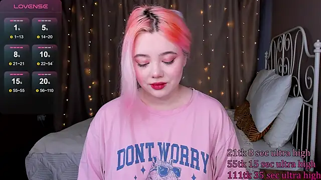 Snapshot of __KawaiiYuki__ chatting on March 7, 2025, 8:56 am KawaiiYuki online show from March 7, 2025, 8:56 am